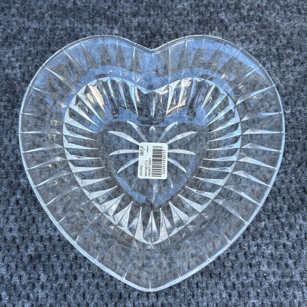 Mikasa Desire Crystal Heart Dish WX150/712 Japan Starburst Trinket Tray Bowl
